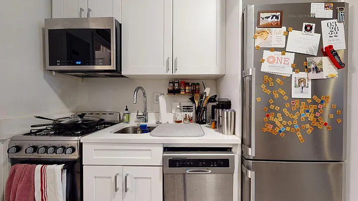 Rented by Bond New York | media 11