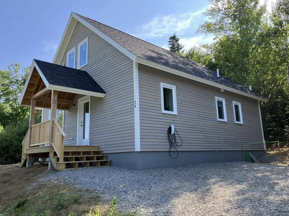 14 Osprey Lane, Searsport, ME 04974