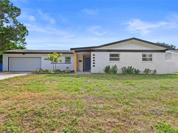 3864 50th Ave S, Saint Petersburg, FL 33711