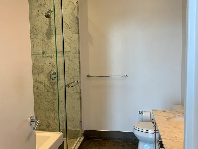 100 Jay St #22G — Photo 18
