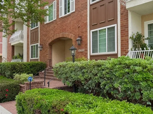10668 Eastborne Ave APT 203, Los Angeles, CA 90024