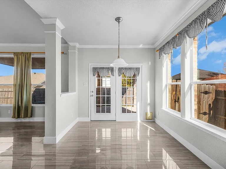3625 Black Ranch Ct — Photo 7