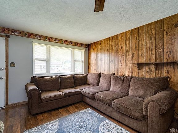 5th image of 354 Lawson Ave