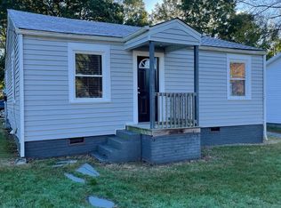 414 Hawthorne Ln, Burlington, NC 27215