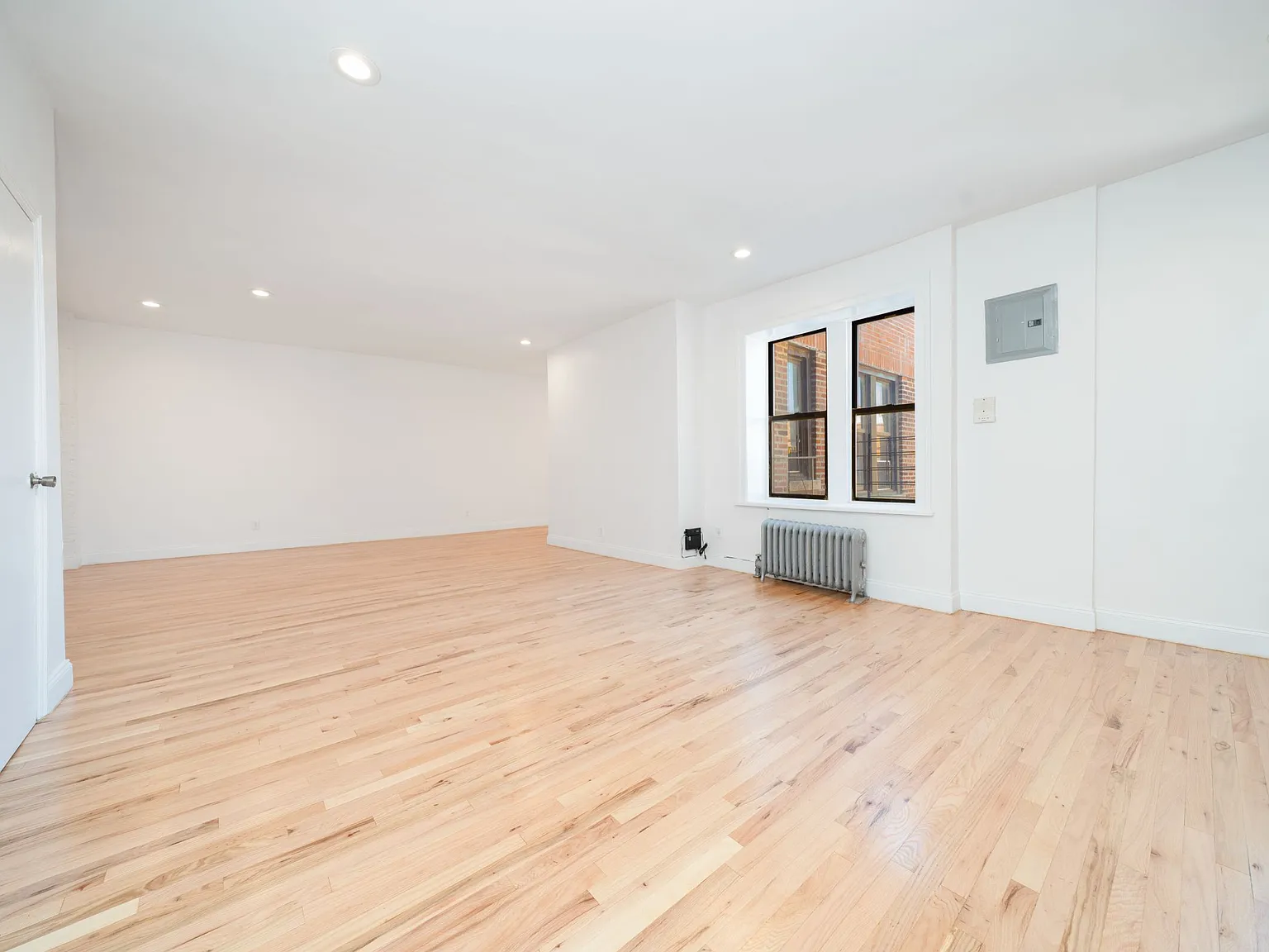 20 Sickles Street — Photo 3