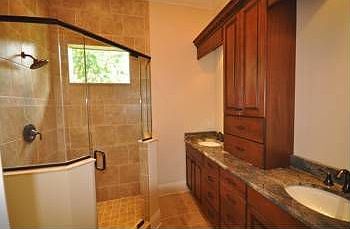 3rd image of 1739 Sunset Dr