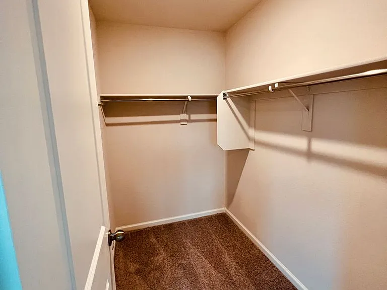 2083 E Velvet Pl — Photo 11