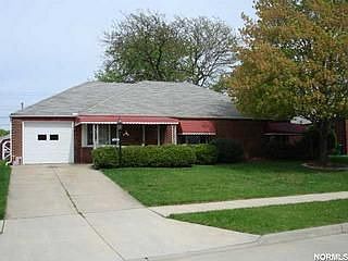 1st image of 609 Willow Dr