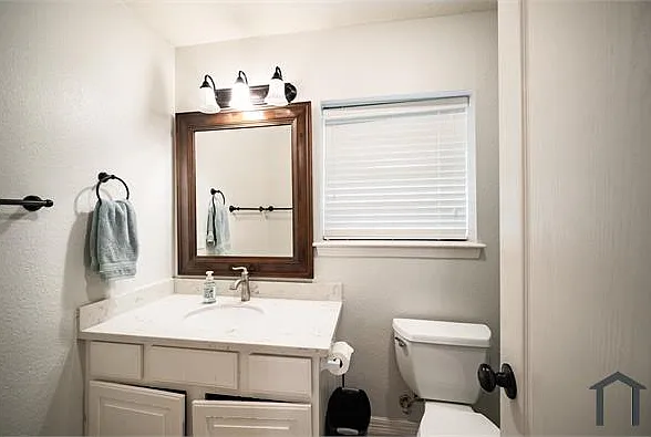 5810 Misty Island Ct — Photo 18