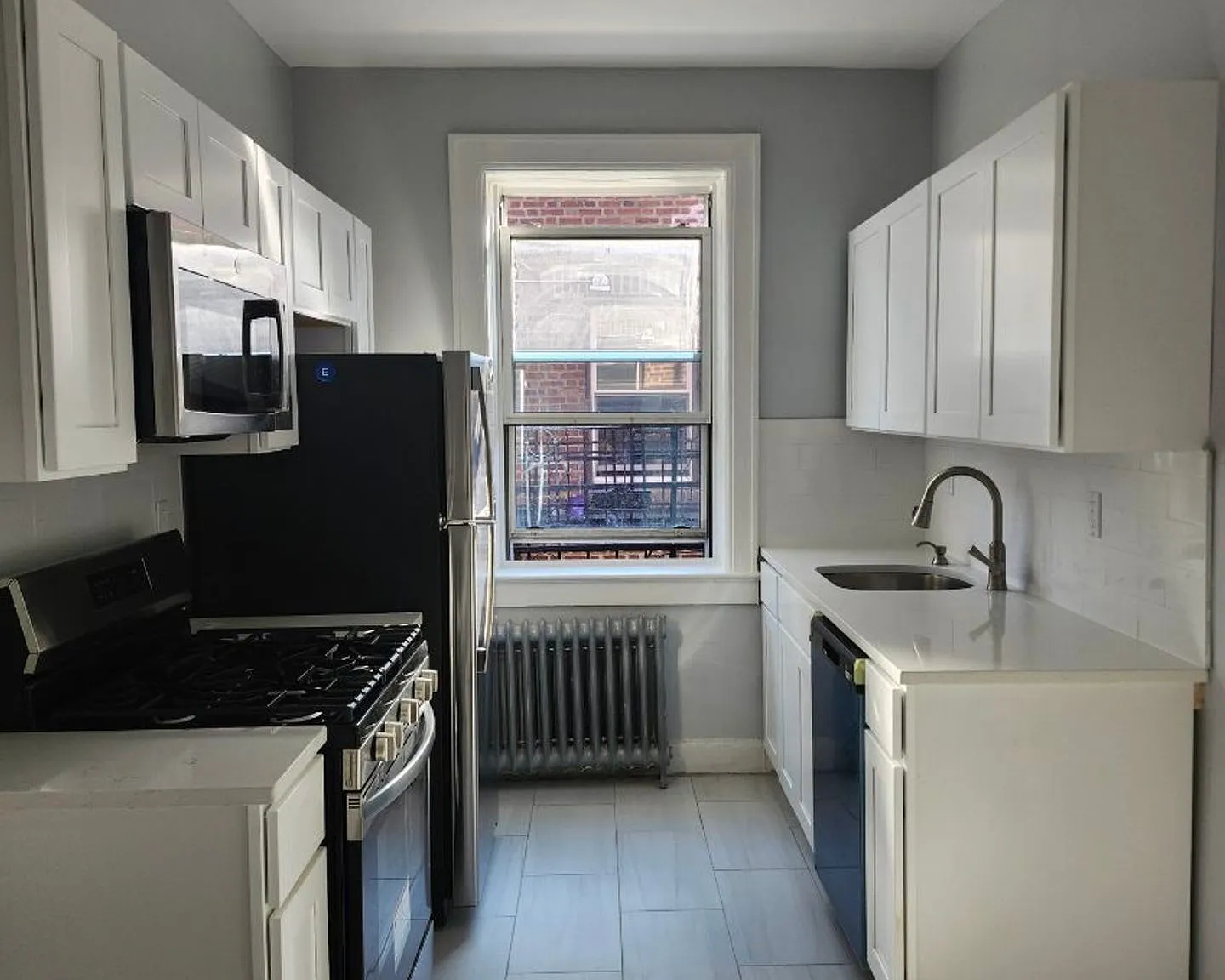 Hudson Crest - Cliffside Park — Photo 2