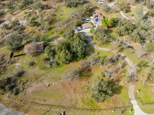32628 River Knolls Rd, Coarsegold, CA 93614
