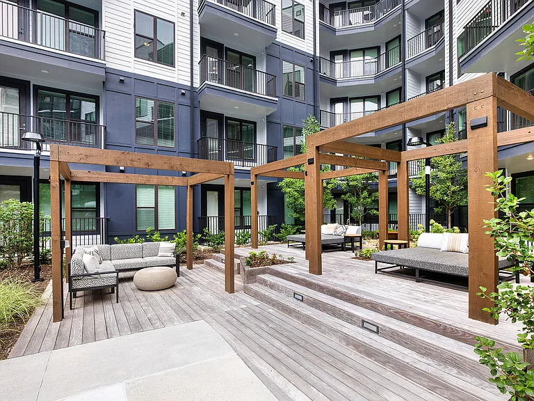 Ellison Parkview — Photo 25