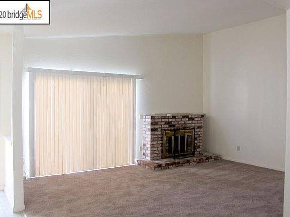 3rd image of 2504 Cathy Ct #4