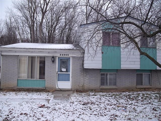1st image of 24965 Orchid St