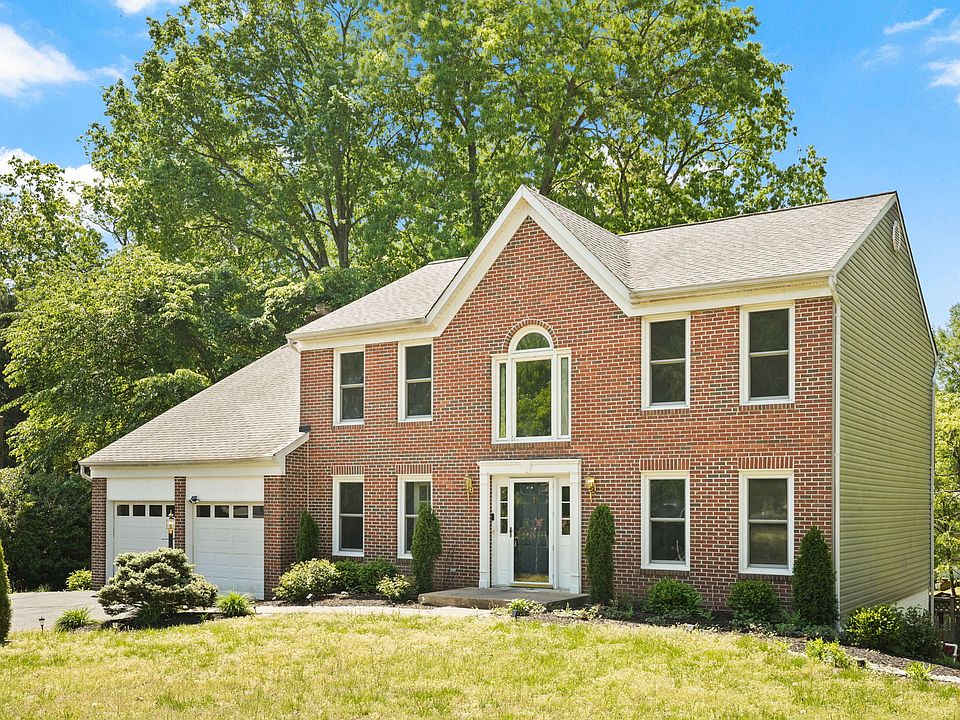 1st image of 10 Apple Blossom Ct