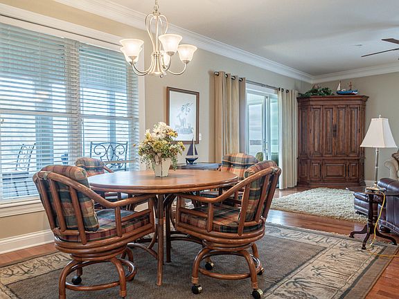5th image of 714 Moon Bay Dr Unit 2