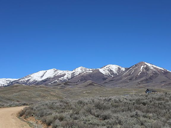 5th image of Palomino Rd