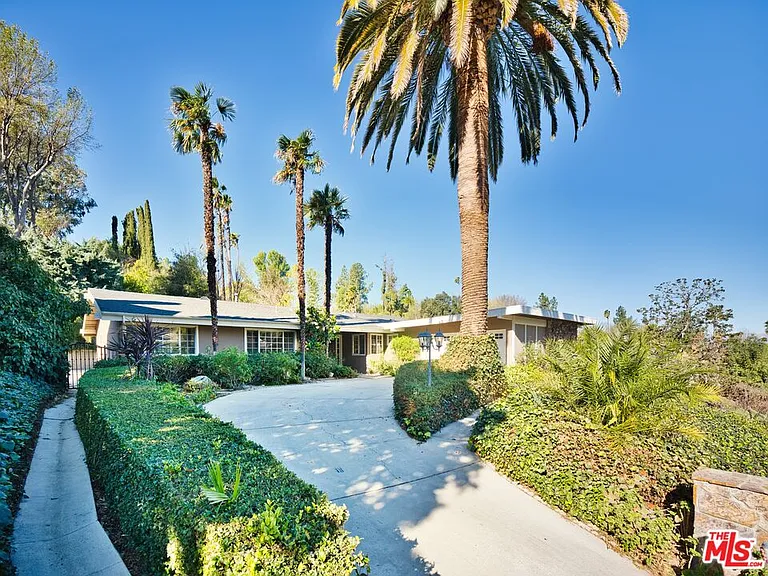 4863 Don Juan Pl — Photo 3