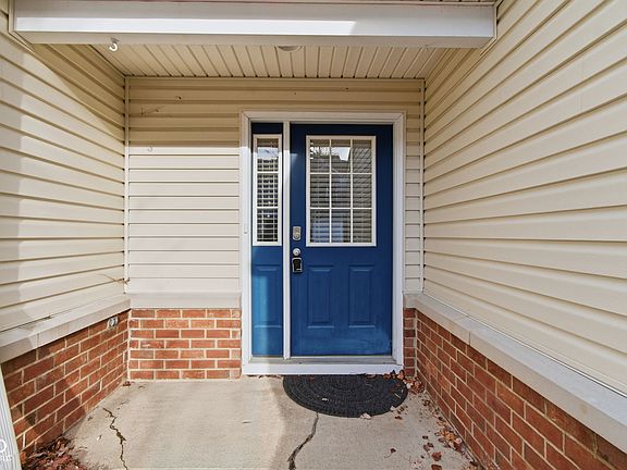 2nd image of 409 Bedford Dr