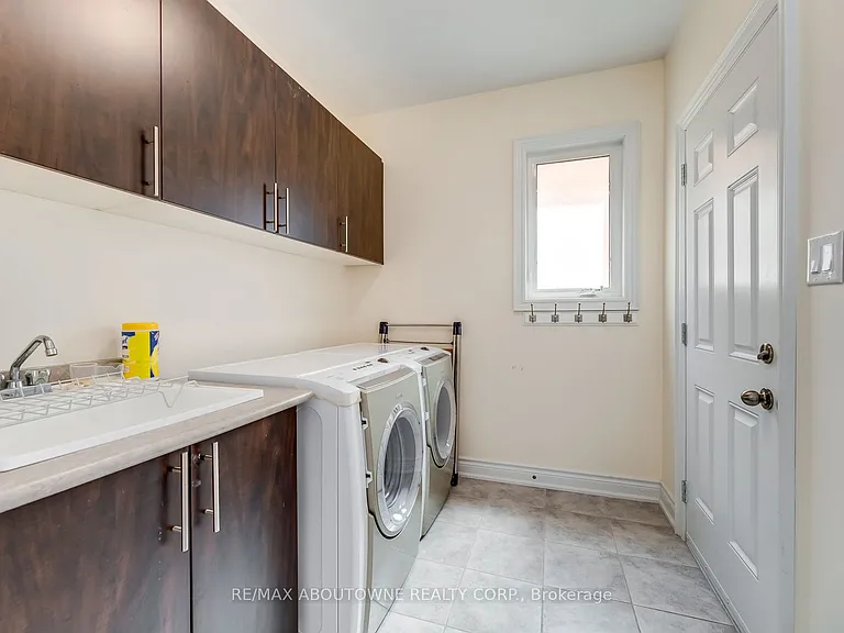 2481 Taylorwood Dr — Photo 23
