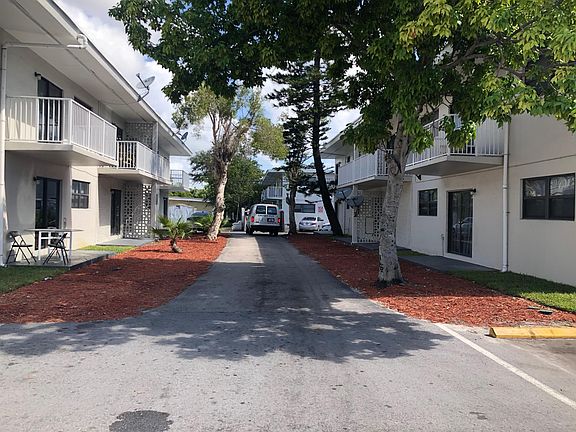 4th image of 1505 NE 135th St #B5fvxr0ct