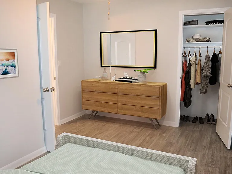 THE TWO BEDROOM FLOOR PLAN AT ALDER TERRACE IN MURFREESBORO, TN