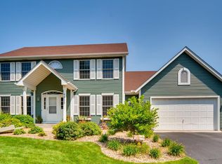 8865 Jewel Ave S, Cottage Grove, MN 55016