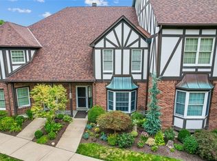 608 Kingsberry Cir, Pittsburgh, PA 15234