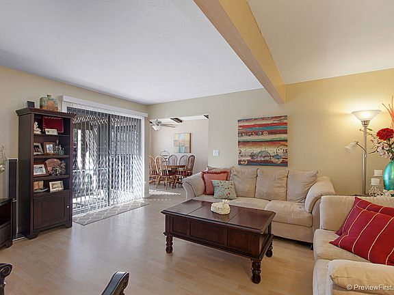 5th image of 9072 Calle Lucia