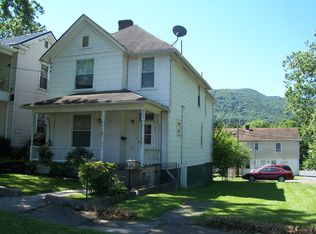 303 Pine St, Clifton Forge, VA 24422