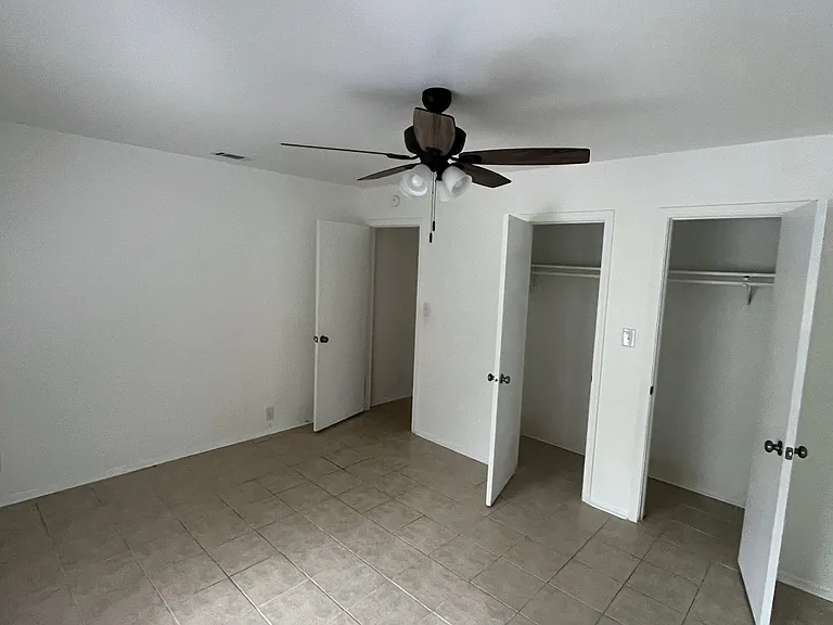 2nd bedroom closet