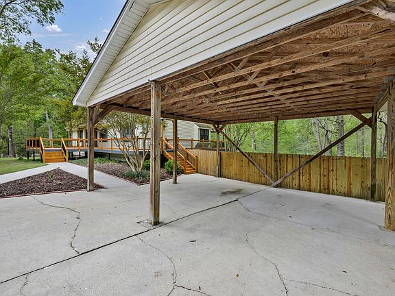 3rd image of 151 Pleasant View Rd