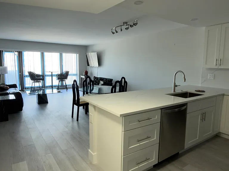 5100 N Ocean Blvd #502 — Photo 5