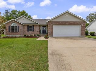 805 Murphys Way, Farmington, MO 63640