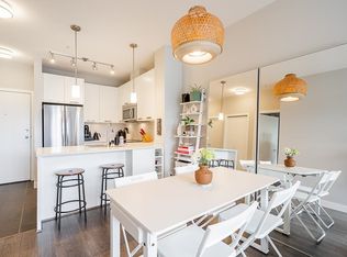 15388 105th Ave #405, Surrey, BC V3R 0C4