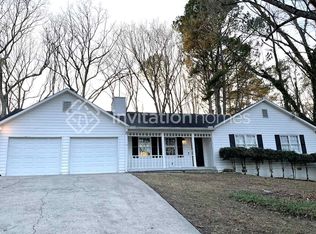 305 N Briar Rdg, Woodstock, GA 30189