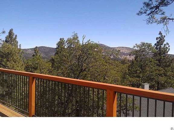 4th image of 714 Villa Grv