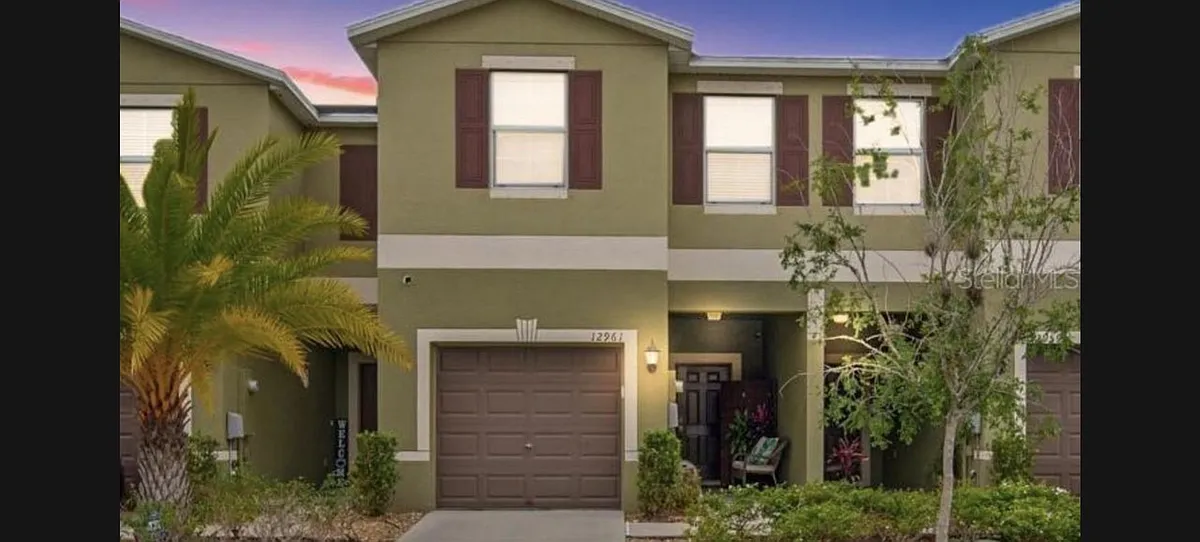 Building Photo - 12961 Utopia Gardens Way