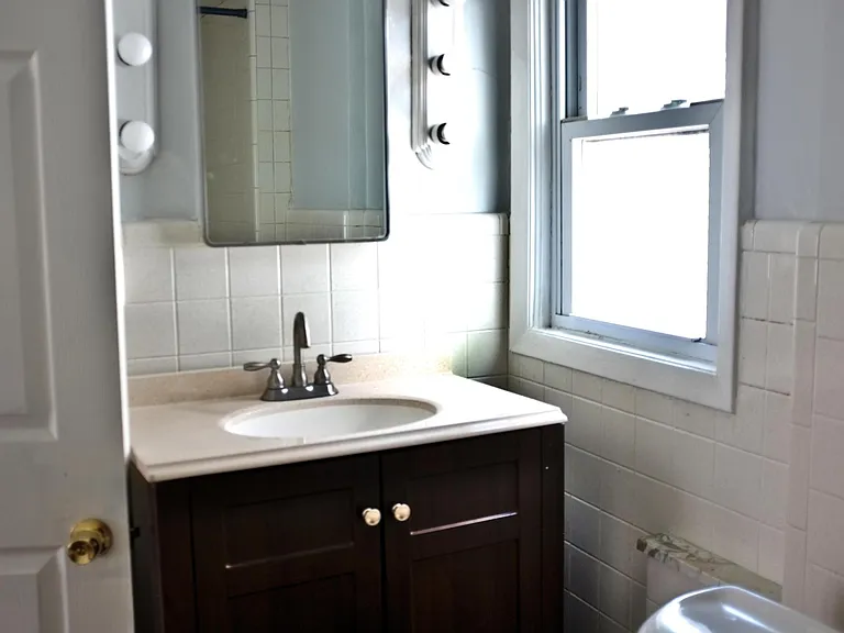 3640 Hazelhurst Ave — Photo 17