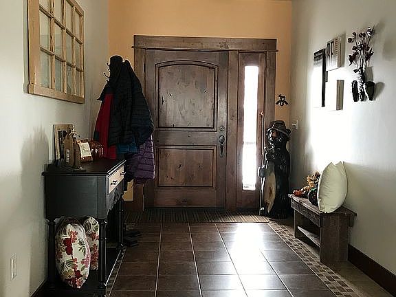 4th image of 283 Parklands Trl