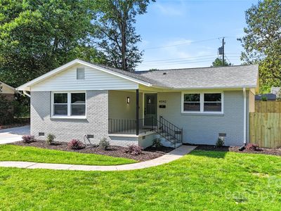 4042 Uppergate Ln, Charlotte, NC, 28215