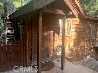 402 Burnt Mill Canyon Rd, Crestline, CA 92322