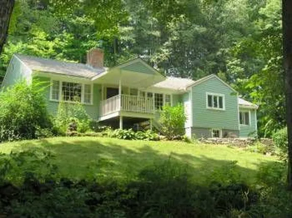 2227 West Rd, Putney, VT 05346