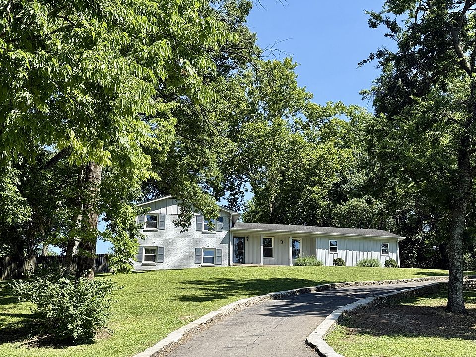1st image of 213 Rhine Dr