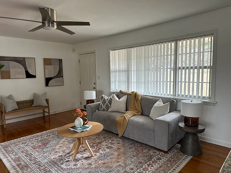 2440 Edgewater Dr SW — Photo 20