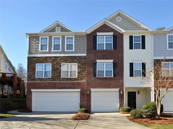 3 Dillingham Pl, Greensboro, NC 27455