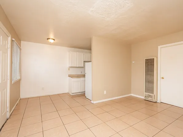 2562 Traction Ave #14, Sacramento, CA 95815