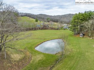 377 Rominger Rd, Banner Elk, NC 28604