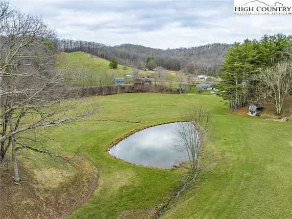 377 Rominger Road, Banner Elk, NC 28604