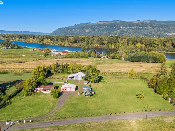 78527 Point Adams Rd, Clatskanie, OR 97016